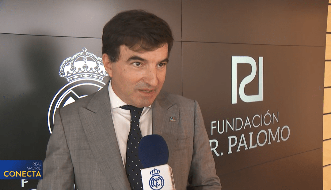 El Dr. Palomo y el Real Madrid firma un acuerdo de colaboración en África